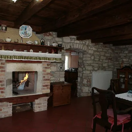 Lorenzo Villa *